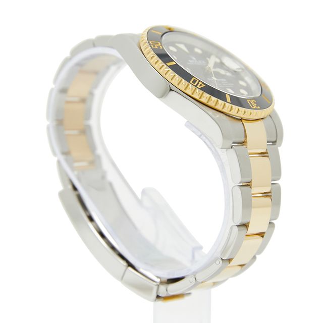 Rolex Submariner 116613 LN Image 4